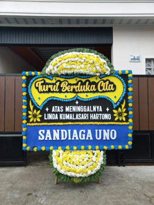 Papan Bunga Duka di Singkep Barat